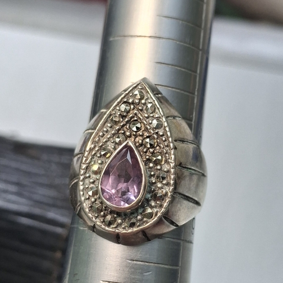 Vintage and unique Amythest And Marcasite Sterling two Rings stamped 925 - Picture 4 of 16
